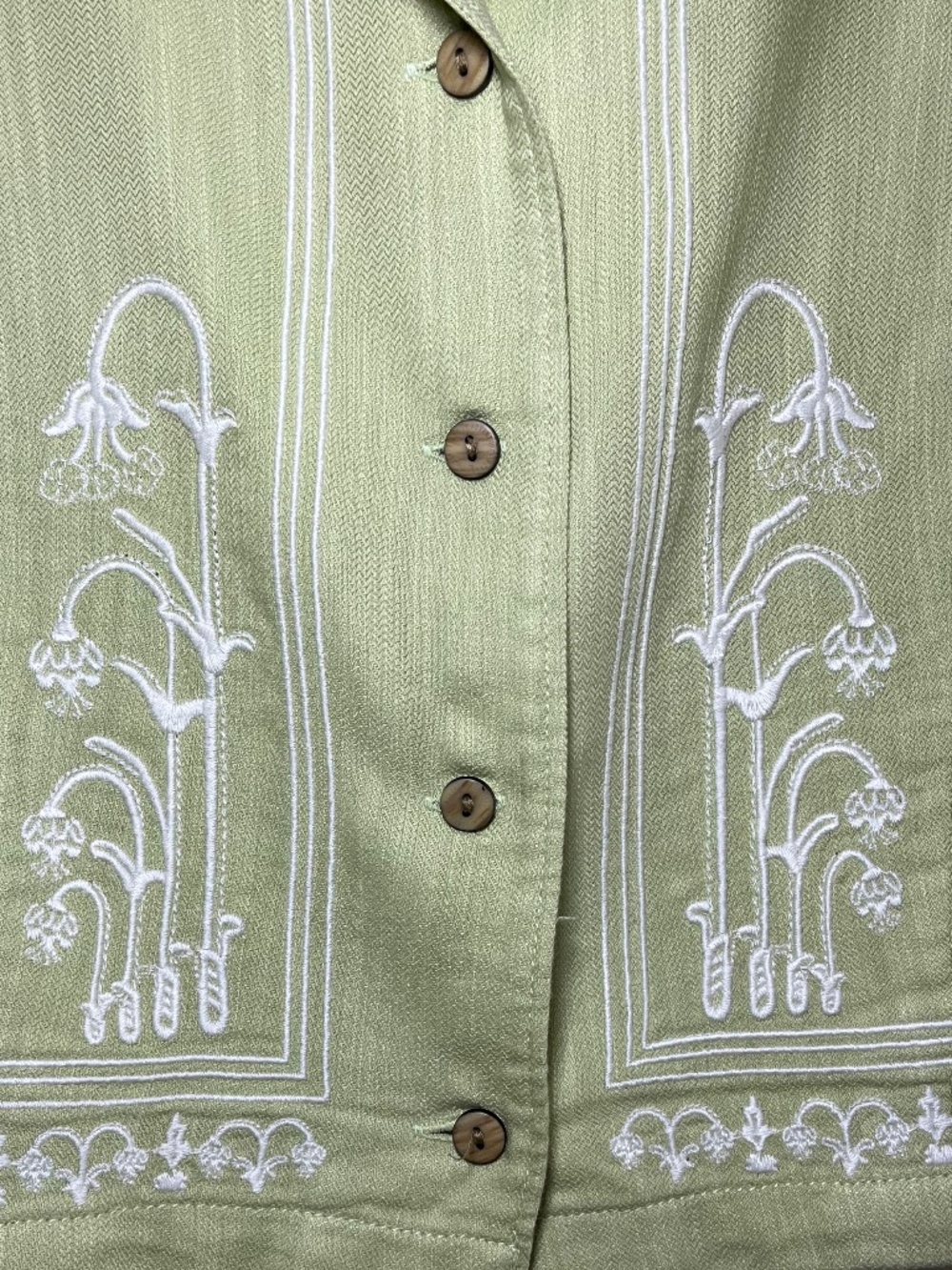 Roark Embroidered Cropped Pear Green Walk in the Woods Blouse Size S - Picture 3 of 10